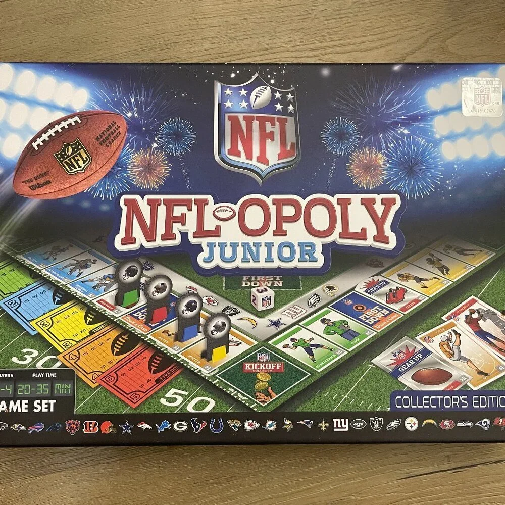 NFL-OPOLY Monopoly Junior Board Game Collectors Edition MasterPieces Complete